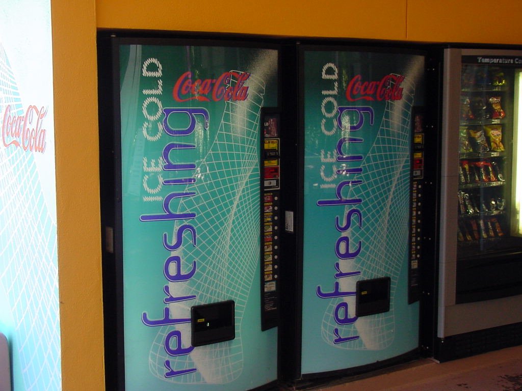 Coke Machines at Bus Stop.jpg 125.4K