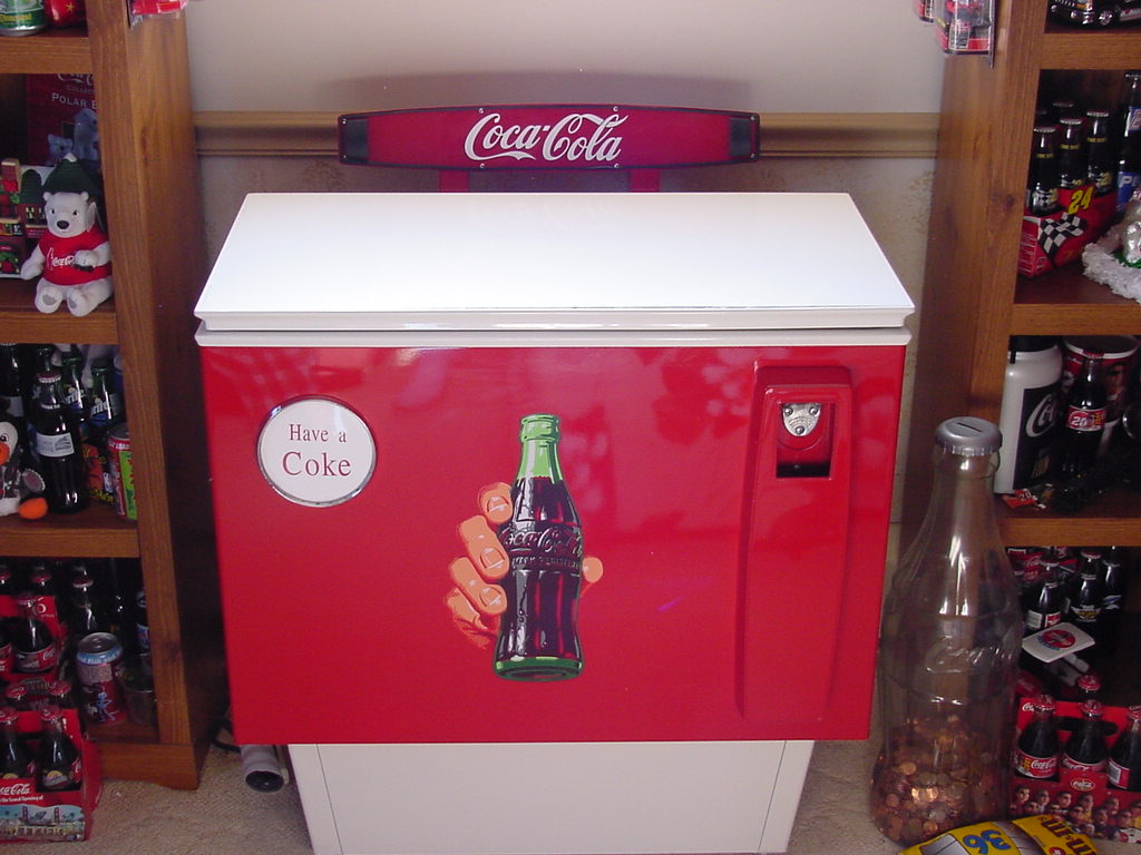 Coke Cooler Closed.jpg 126.2K